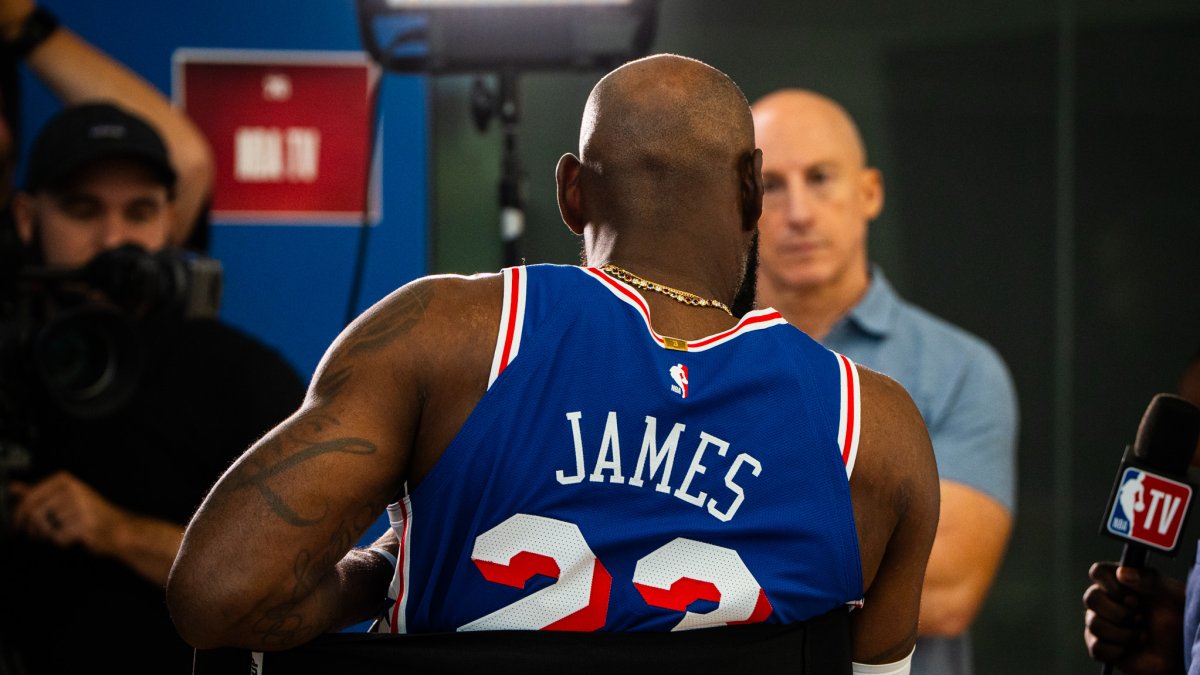 Maxey's 32-Point Masterclass Fuels Historic 29-Point Comeback as 76ers Stun Cavaliers in LeBron's Philly Debut - inside1