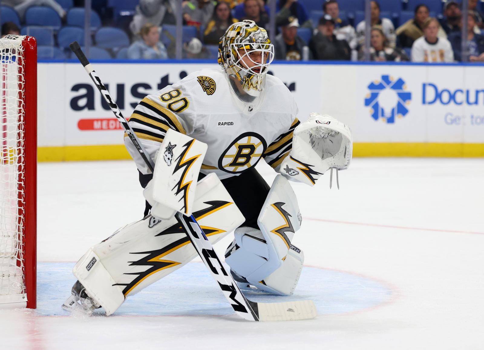 Pastrnak Stars and DiPietro Posts First Shutout as Bruins Blank Predators 6-0 - inside1