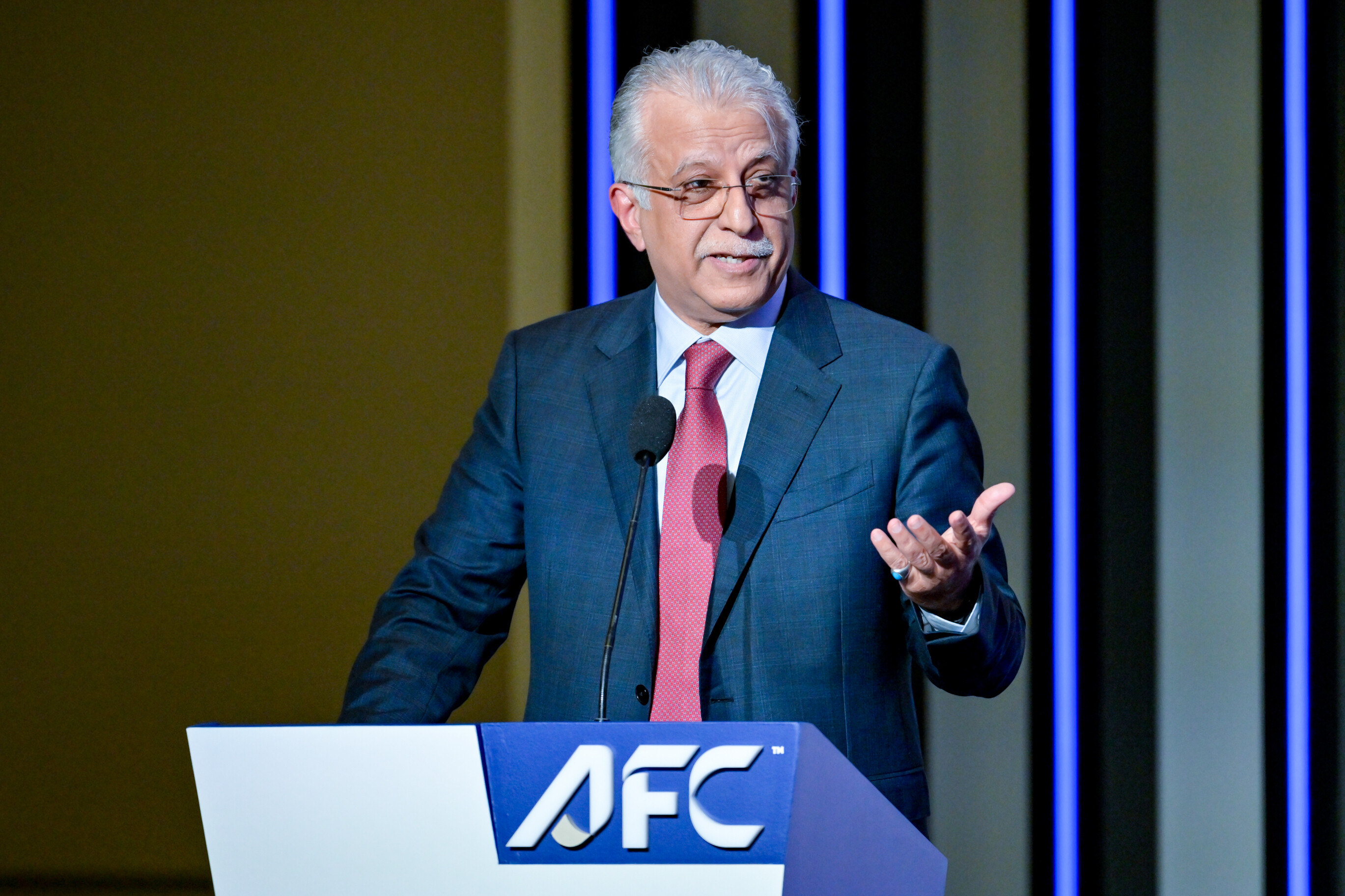 Asia falls in behind Infantino as AFC backs FIFA chief's fourth-term bid - inside1