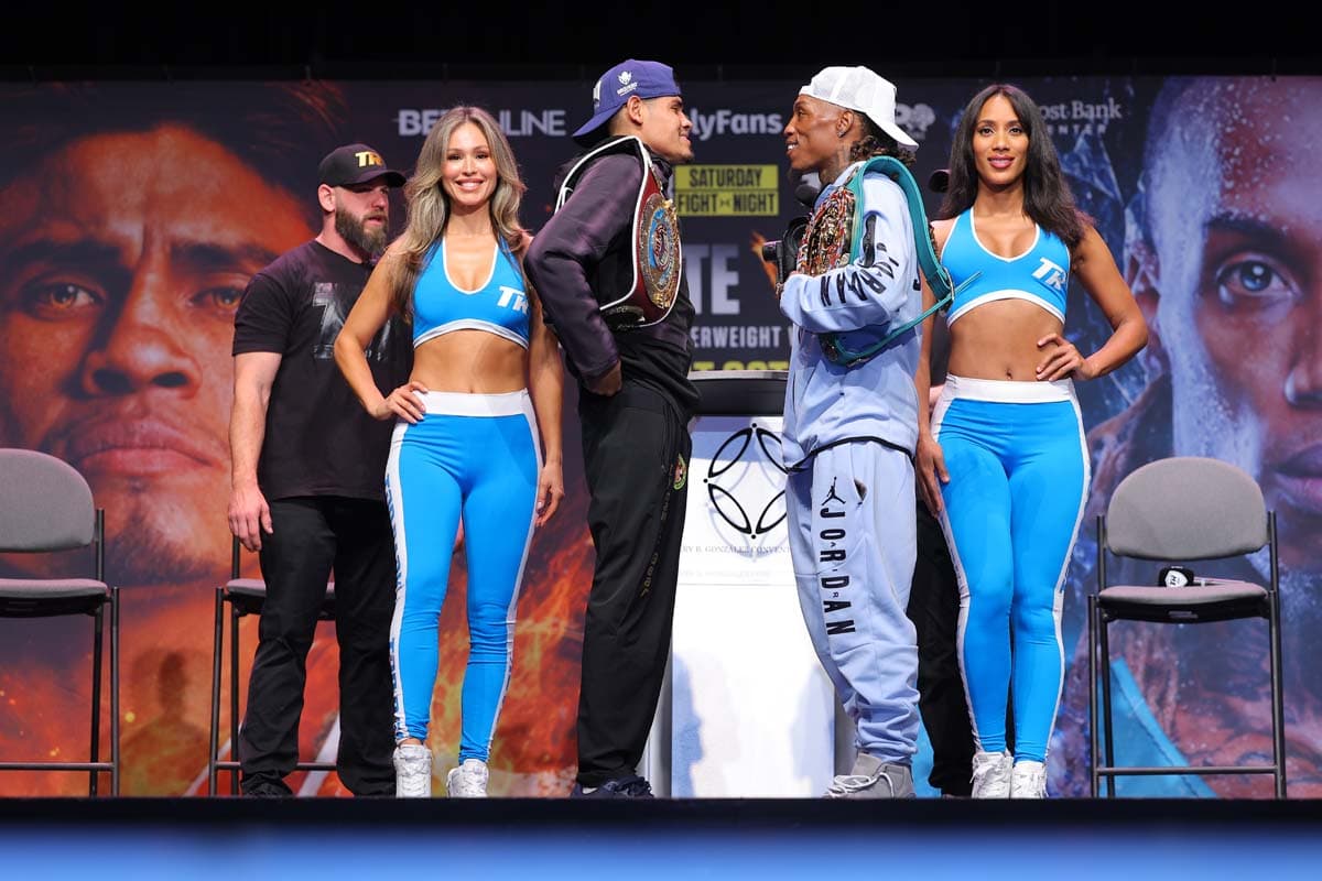 Navarrete vs Foster: Three Belts on the Line in San Antonio - inside1