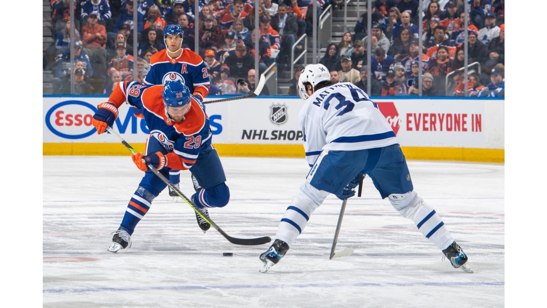 Nylander Hits 300 as Maple Leafs Rout Oilers 7-2 - inside1
