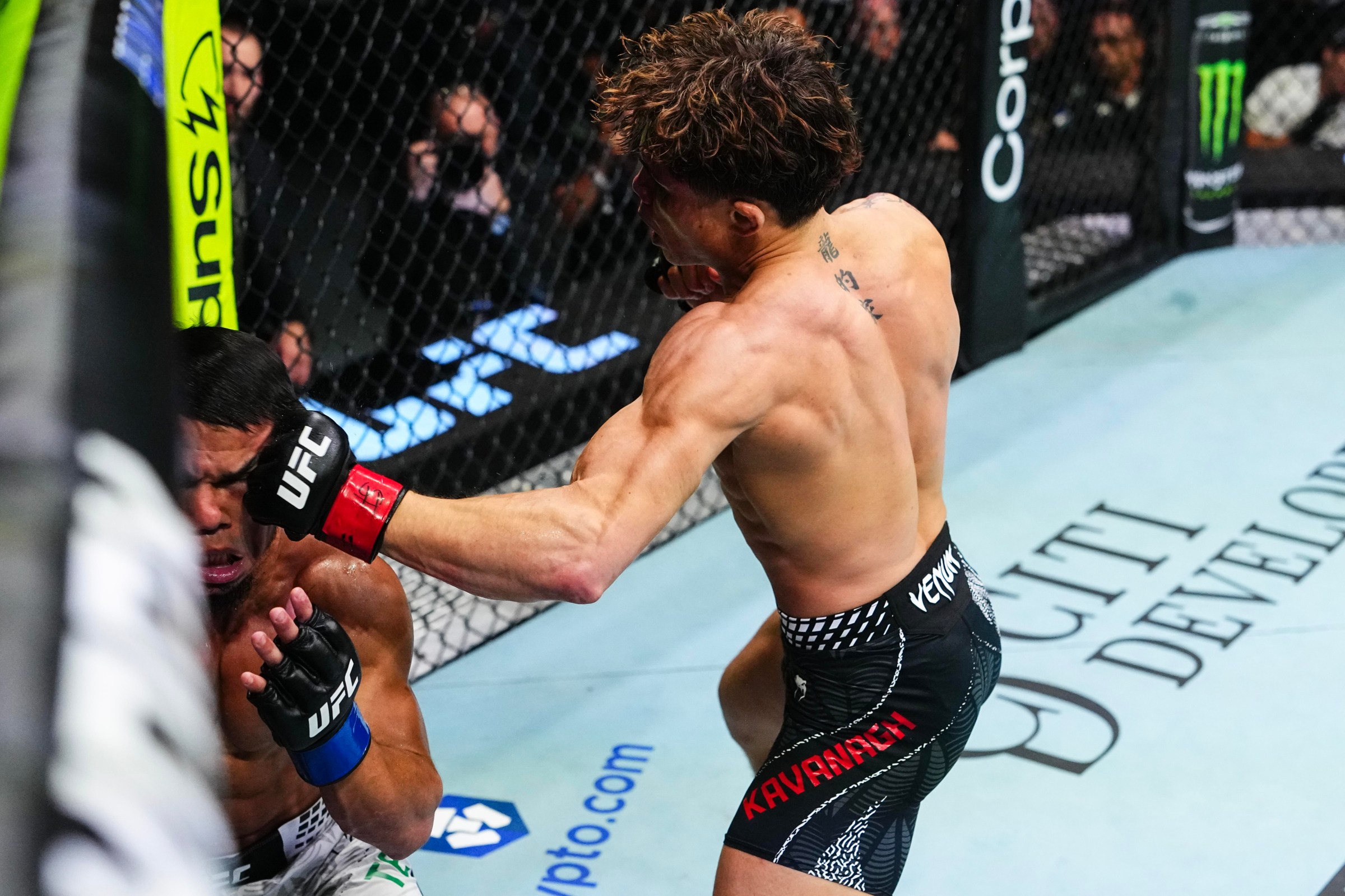 UFC 333 action at Etihad Arena in Abu Dhabi