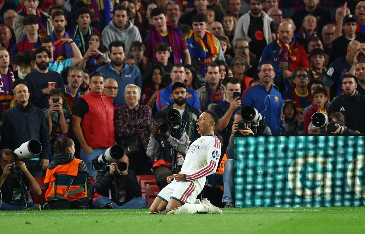 Mbappé's late double stuns Barcelona as Real Madrid win El Clásico 2-1 at Camp Nou - inside1