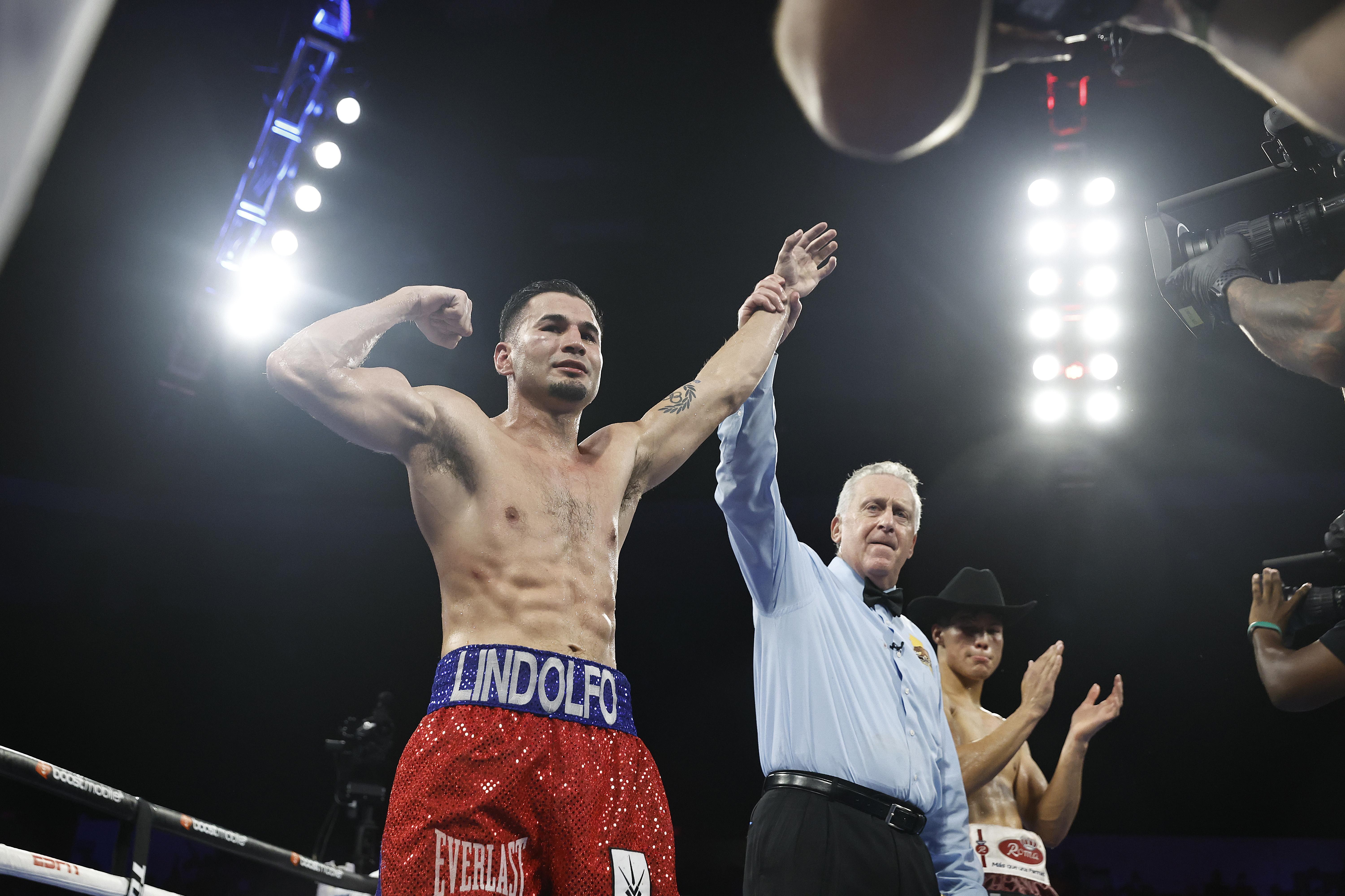 Lindolfo Delgado celebrates after defeating Omar Aguilar at Pechanga Arena in San Diego on 20 August 2022