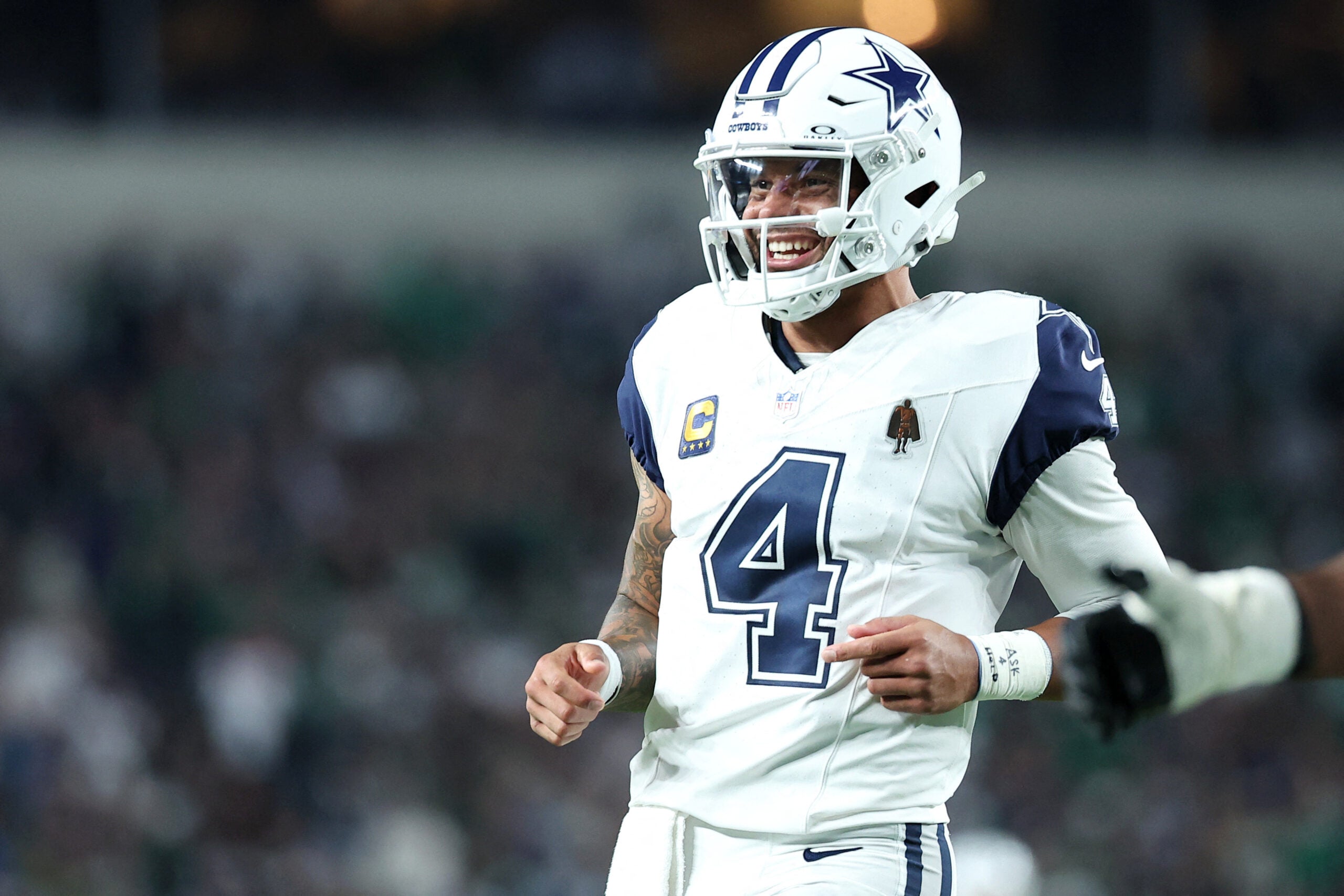 Dak Prescott celebrates a touchdown against the Philadelphia Eagles at Lincoln Financial Field, 26 October 2026