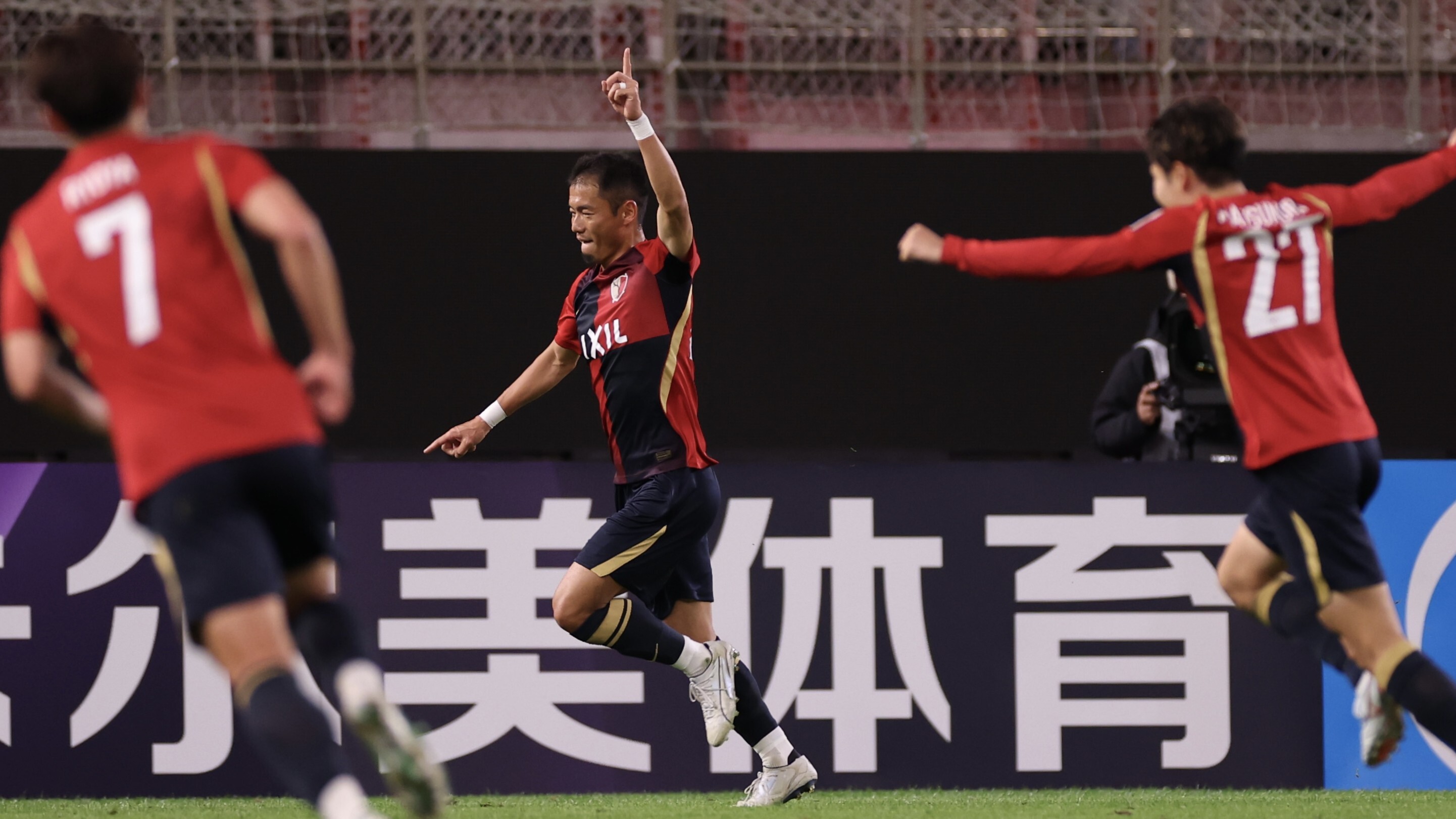 Action from Kashima Antlers' 3-0 win over FC Pohang Steelers on 28 October 2026