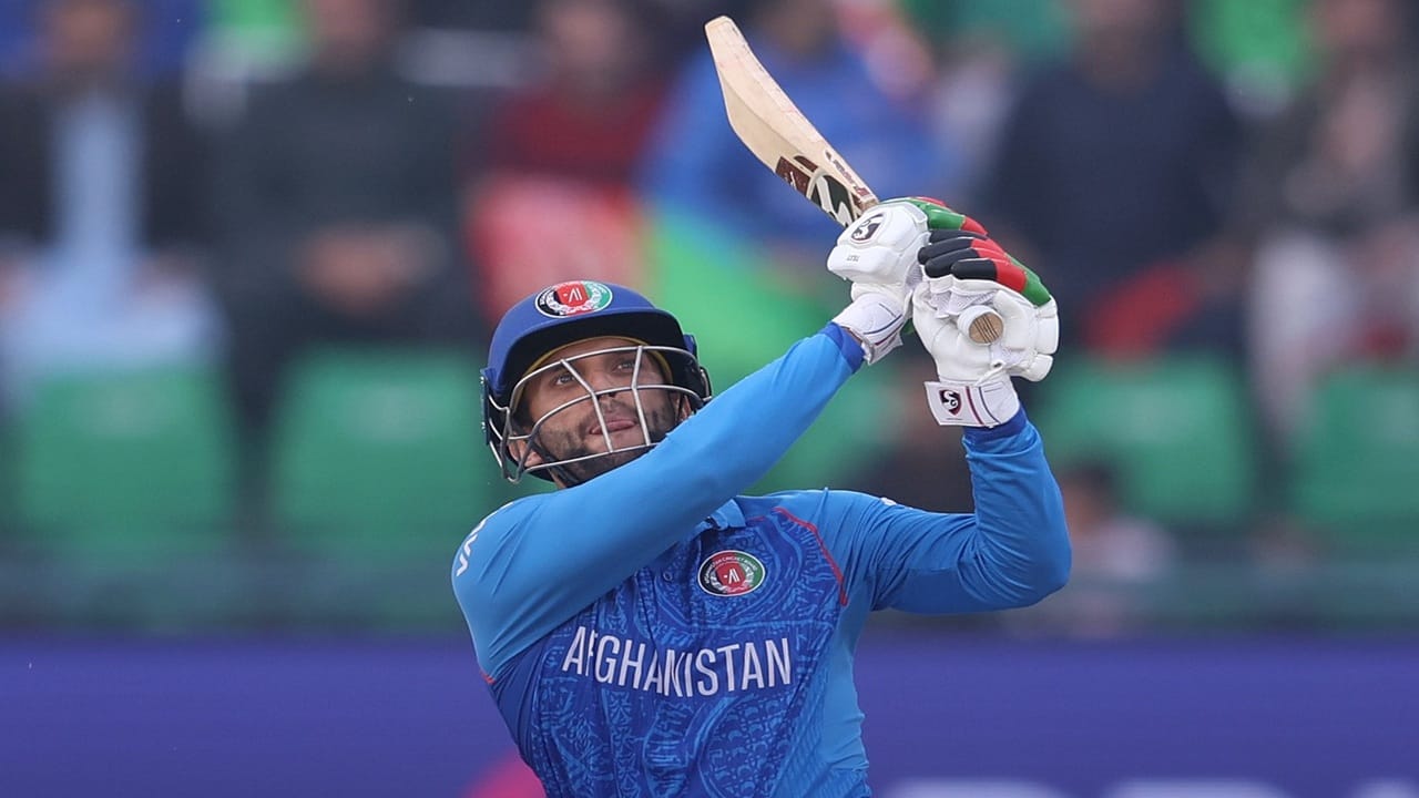 File photo of Azmatullah Omarzai — not a photo from this match.