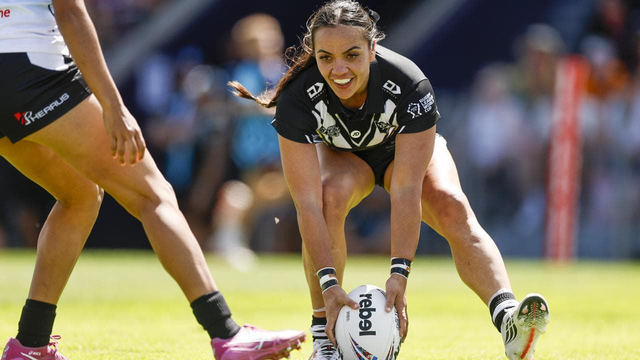 Stacey Waaka im Kiwi-Ferns-Trikot während des WM-Spiels gegen Fidschi im McDonald Jones Stadium (AAP/Mark Evans)